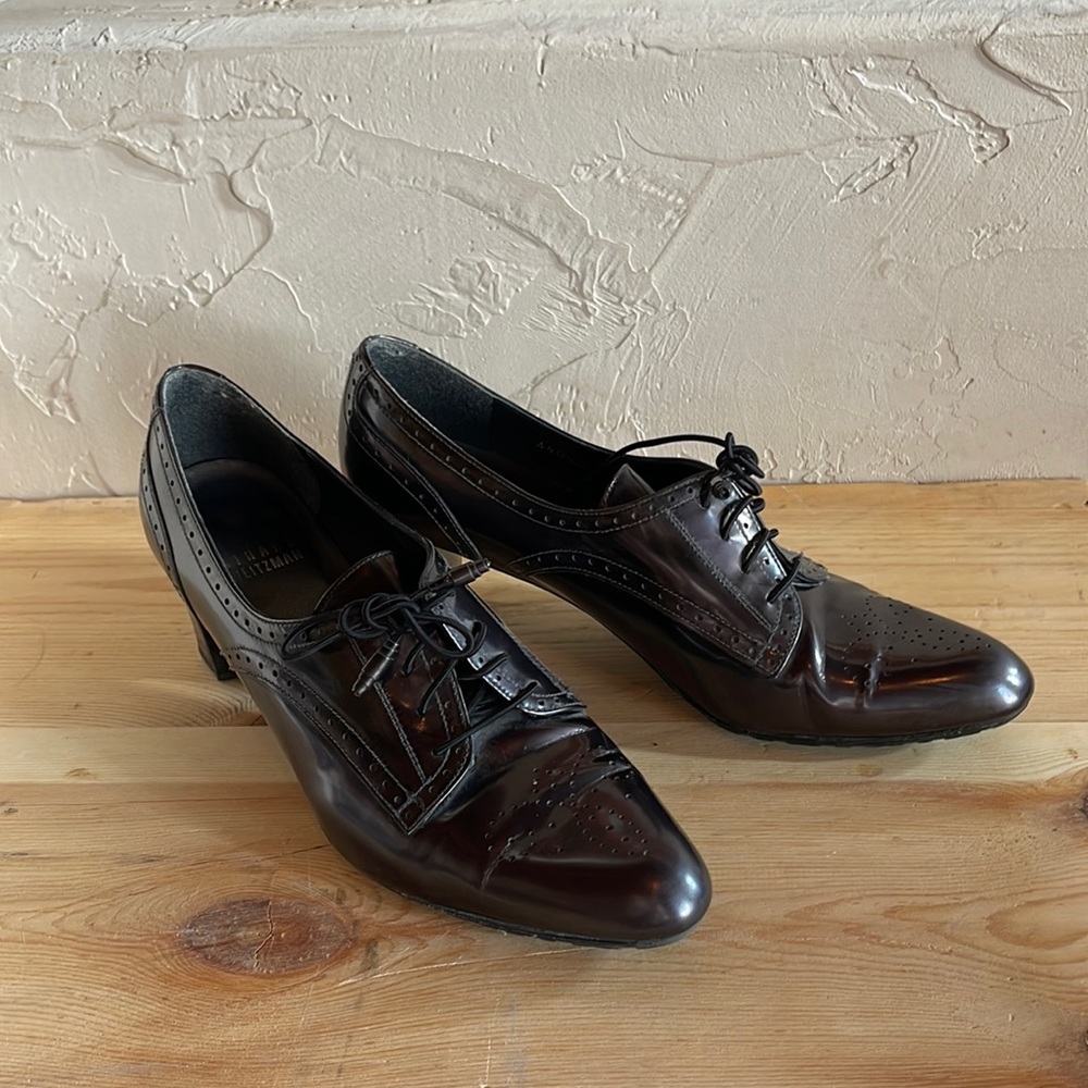 Stuart Weitzman black Oxford style heels. Size 6, gently worn.